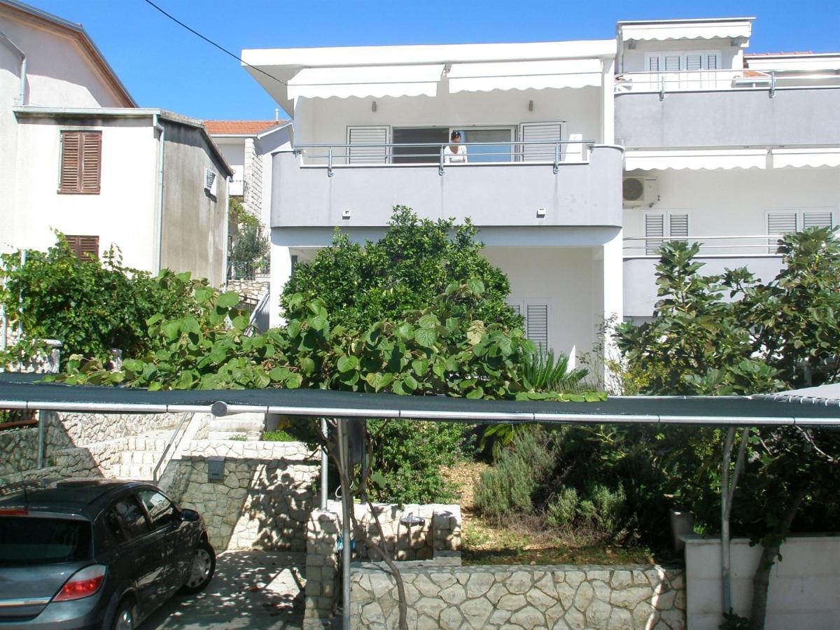 Apartments Frano Seget Vranjica Exterior foto